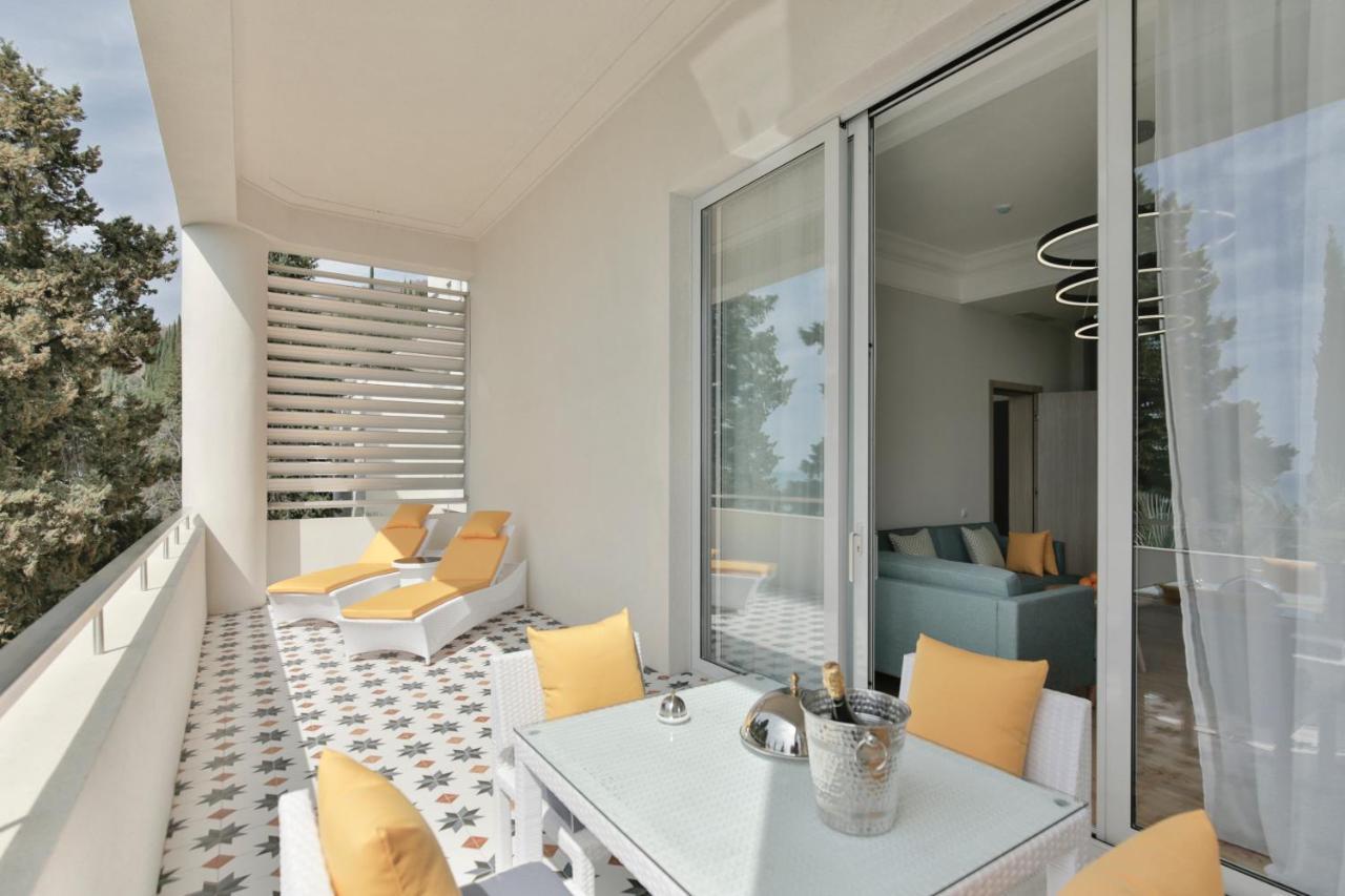 Garden Resort Gagra Luaran gambar