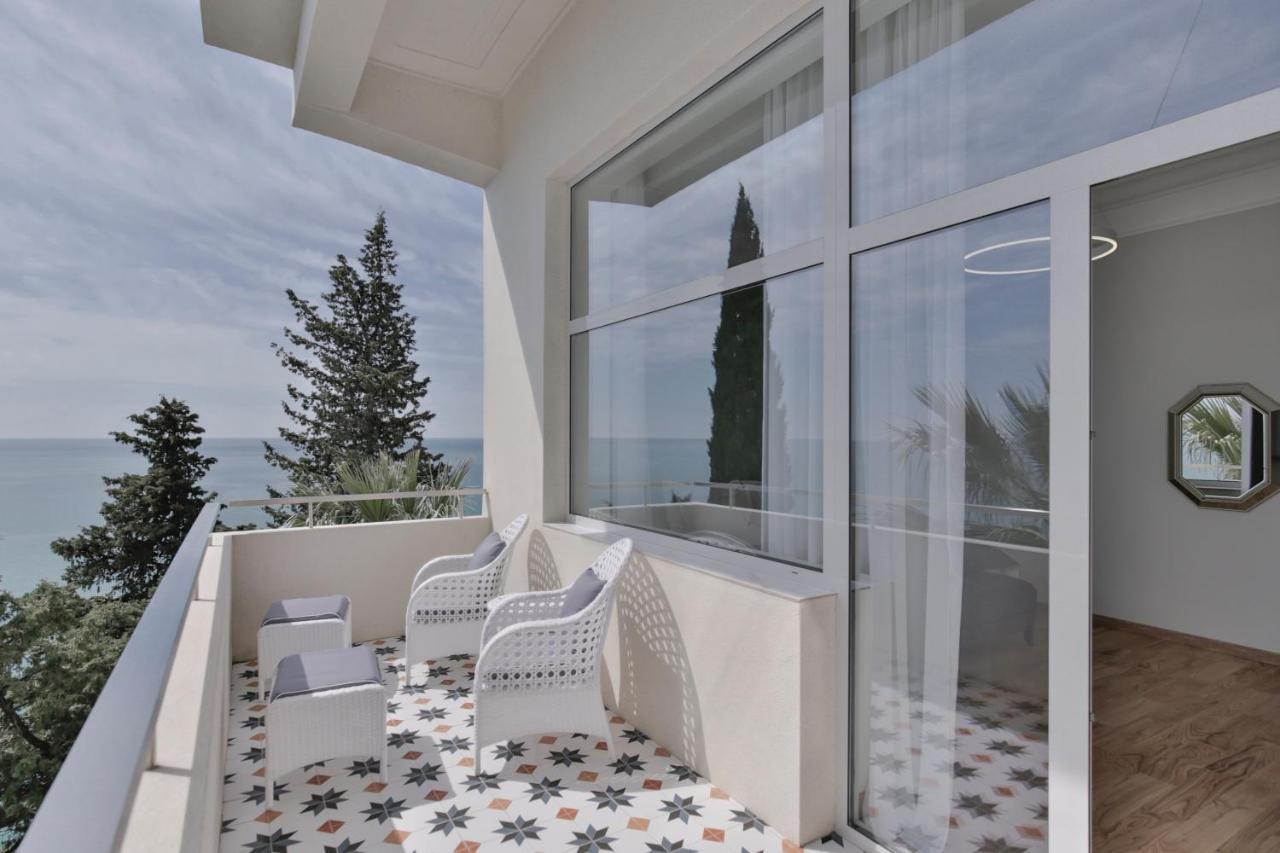Garden Resort Gagra Luaran gambar